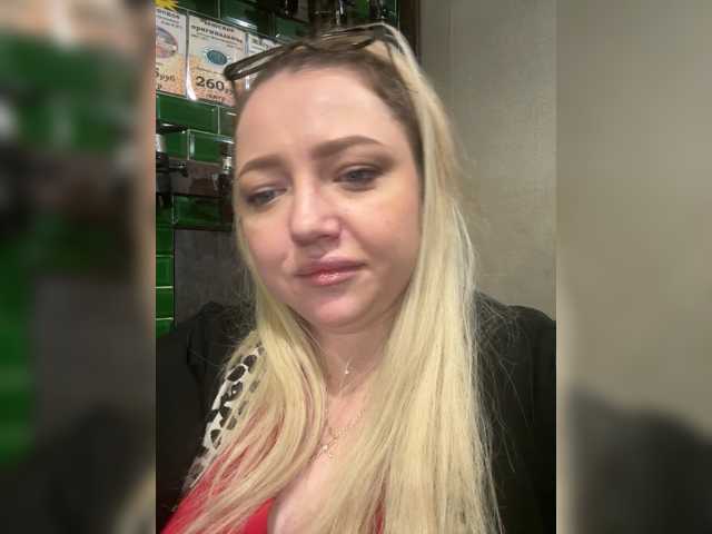 KiraMalina live cam on BongaCams