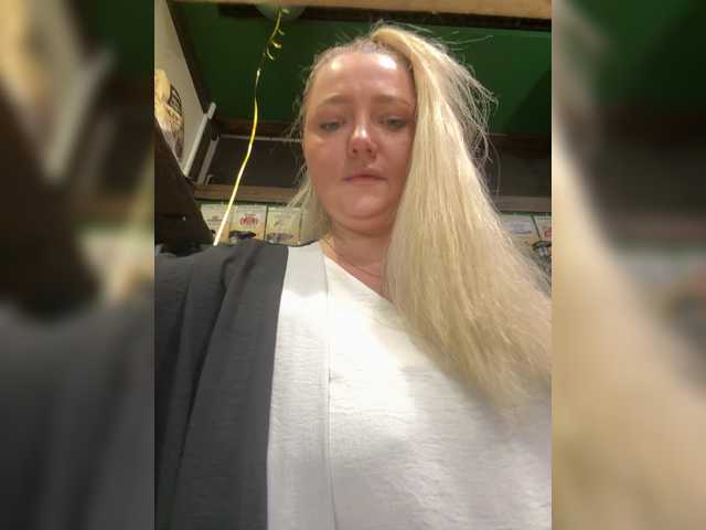 KiraMalina live cam on BongaCams