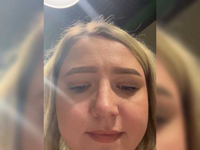 KiraMalina live cam