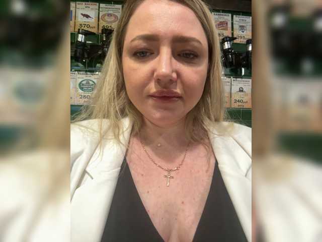 KiraMalina live cam on BongaCams