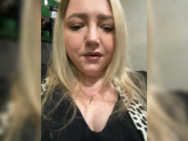 KiraMalina live webcam show