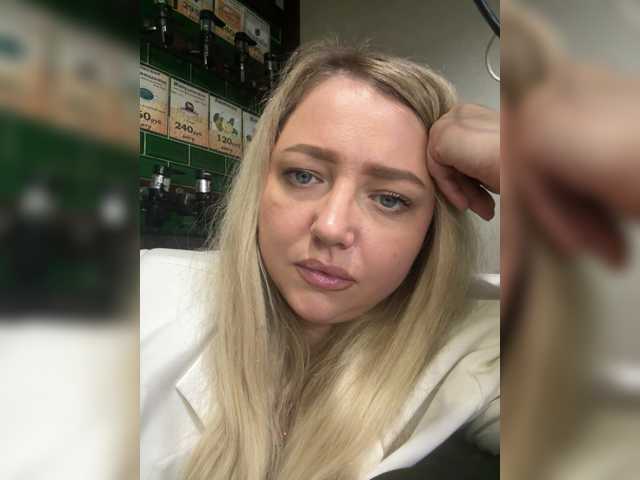 KiraMalina live cam on BongaCams