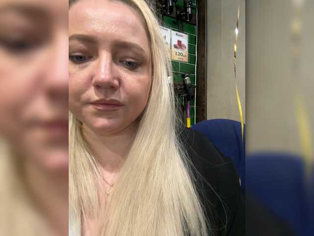 KiraMalina live cam on BongaCams