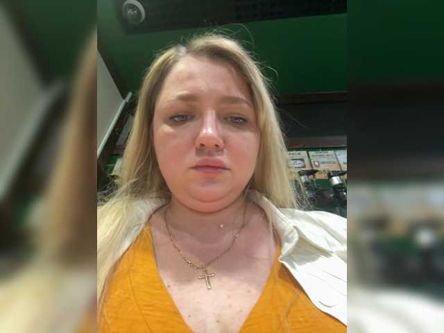 KiraMalina live cam on BongaCams