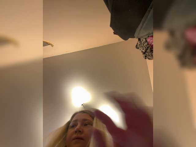 KiraMalina live cam on BongaCams