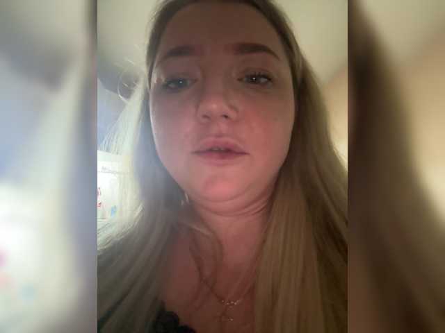 KiraMalina live cam on BongaCams