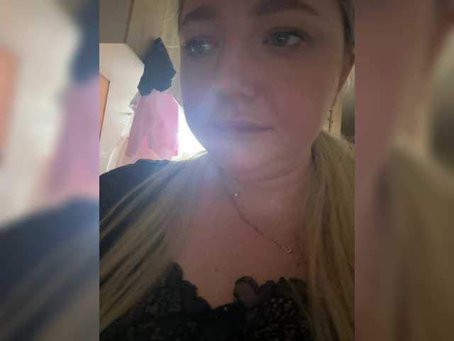 KiraMalina live cam on BongaCams