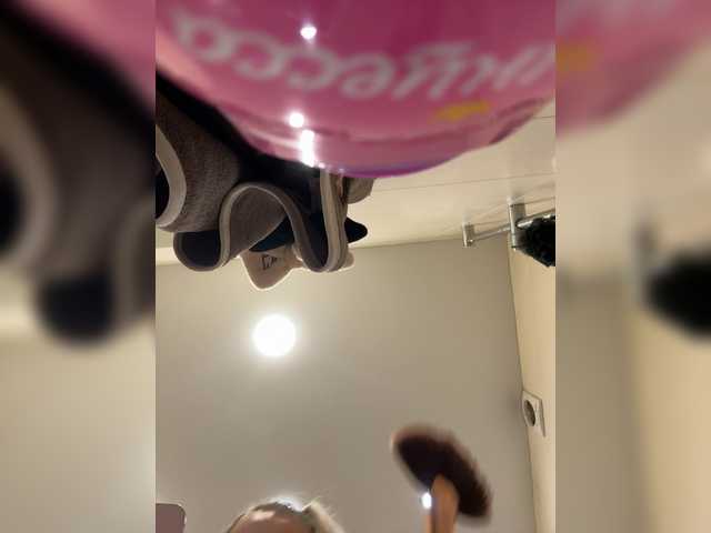KiraMalina live cam on BongaCams