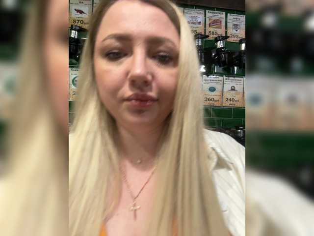 KiraMalina live cam on BongaCams