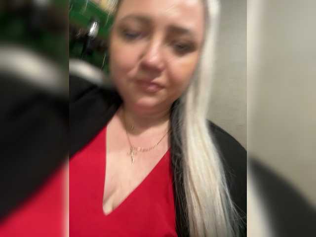 KiraMalina live cam on BongaCams
