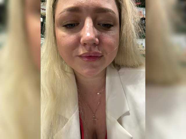 KiraMalina live cam on BongaCams