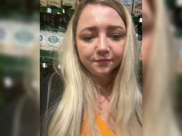 KiraMalina live cam on BongaCams