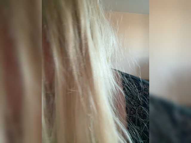 KiraMalina live cam on BongaCams