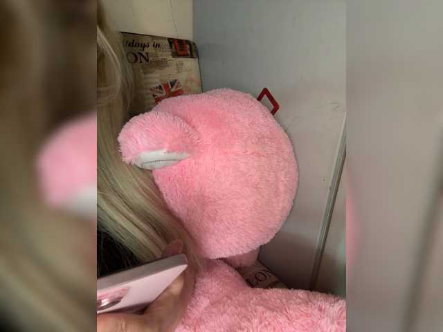 KiraMalina live cam on BongaCams