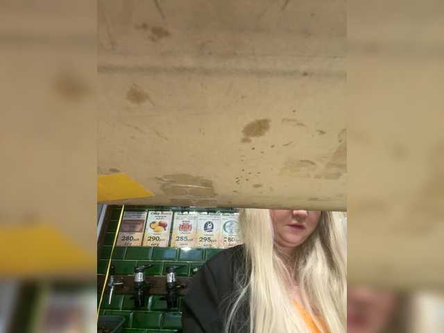 KiraMalina live cam on BongaCams