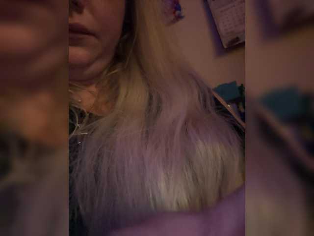 KiraMalina live cam on BongaCams