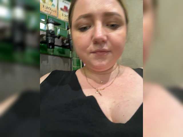 KiraMalina live cam on BongaCams