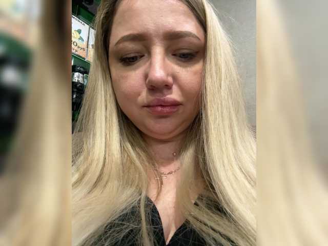 KiraMalina live cam on BongaCams