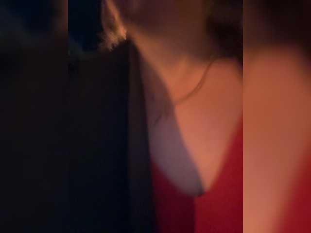 KiraMalina live cam on BongaCams