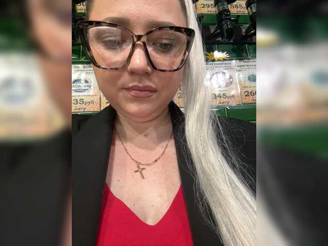 KiraMalina live cam on BongaCams