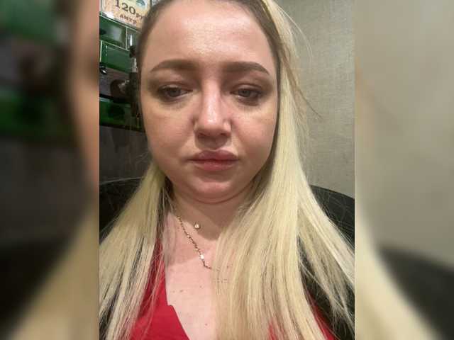 KiraMalina live cam on BongaCams