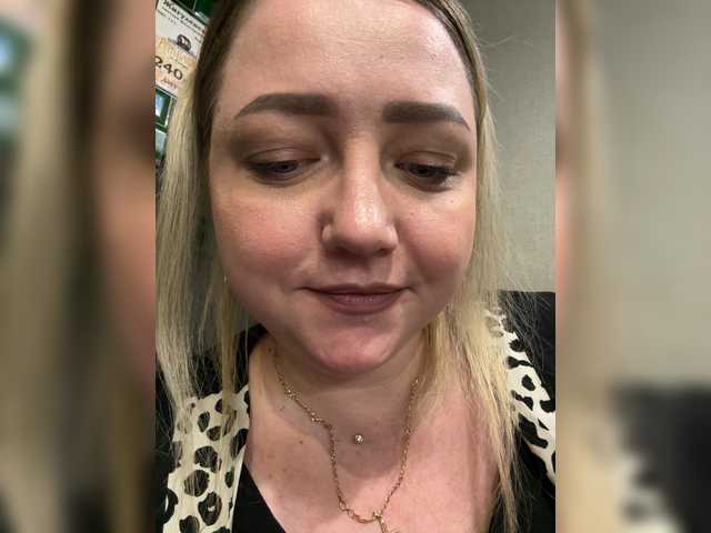 KiraMalina live cam on BongaCams