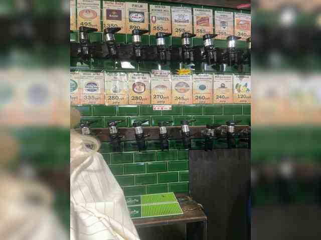 KiraMalina webcam