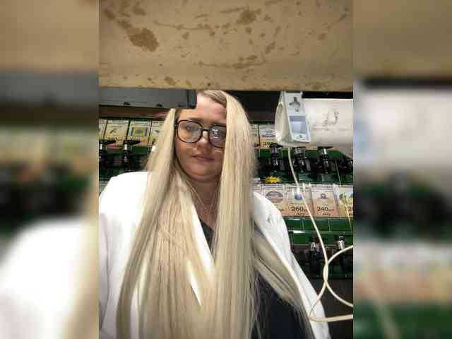 KiraMalina webcam