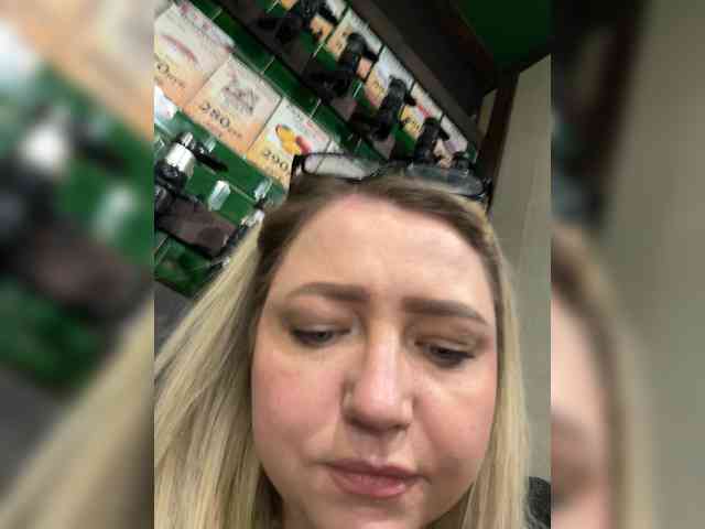 KiraMalina webcam