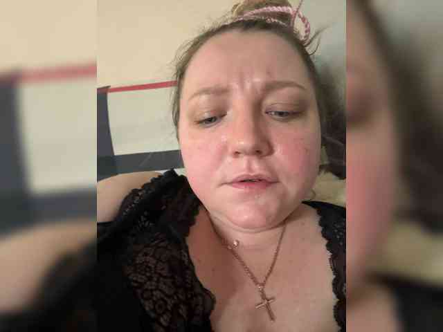 KiraMalina webcam