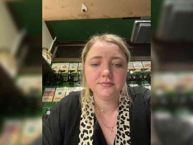 KiraMalina webcam