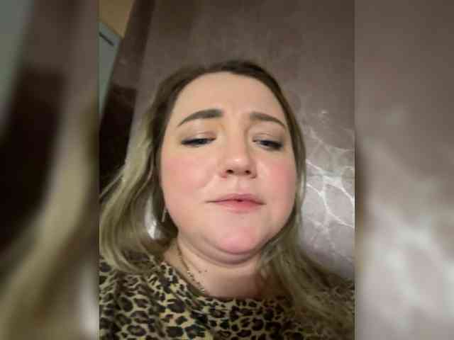 KiraMalina webcam