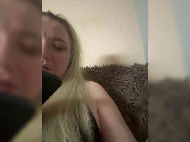 KiraMalina webcam