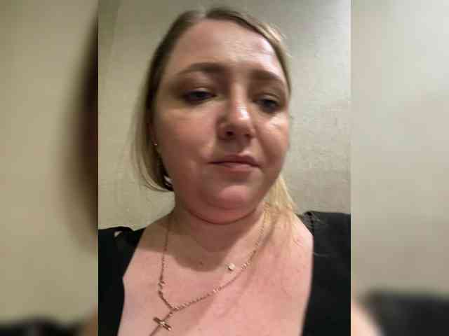 KiraMalina webcam