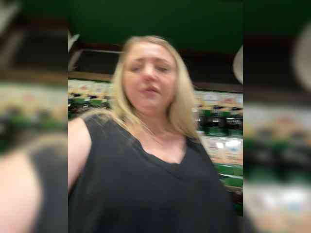 KiraMalina webcam
