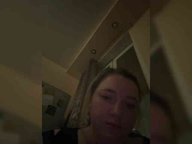 KiraMalina webcam