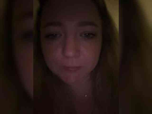 KiraMalina webcam