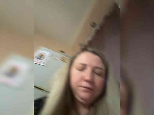 KiraMalina webcam