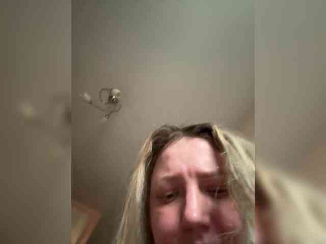 KiraMalina webcam