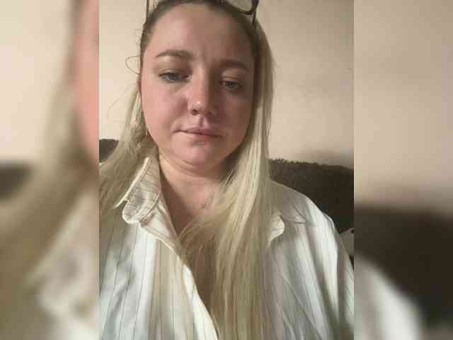 KiraMalina webcam