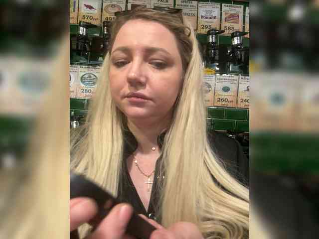KiraMalina webcam