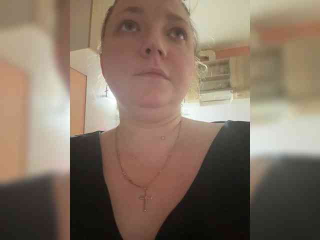 KiraMalina webcam