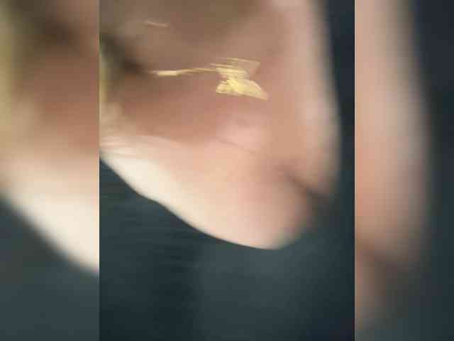 KiraMalina webcam