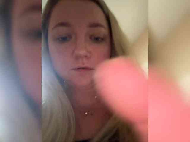 KiraMalina webcam