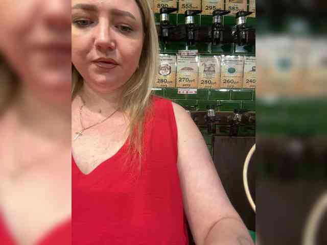 KiraMalina webcam