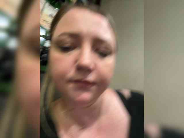 KiraMalina webcam