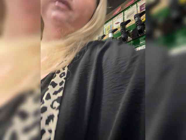 KiraMalina webcam