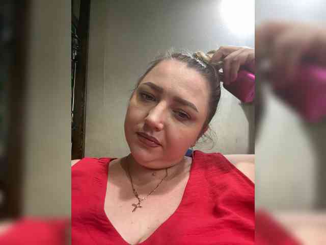 KiraMalina webcam