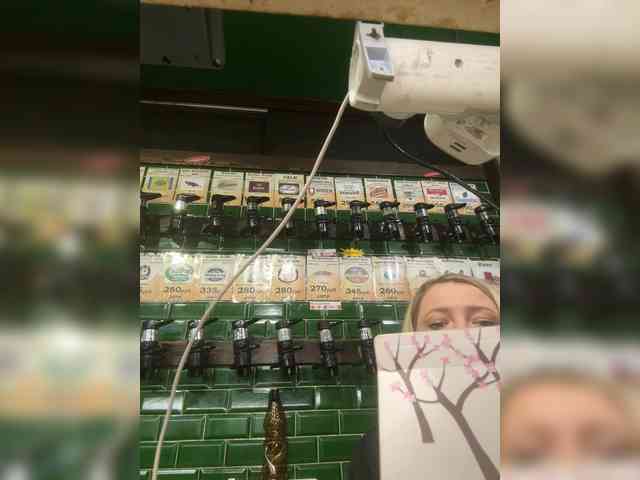 KiraMalina webcam