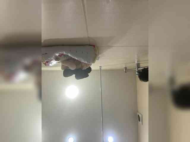 KiraMalina webcam